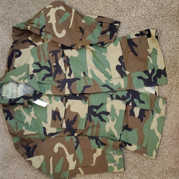 Rothco Other - Military Camo Shirt